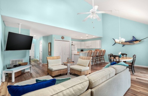 Chincoteague House | Seas the Day - Water views, Shared pool!