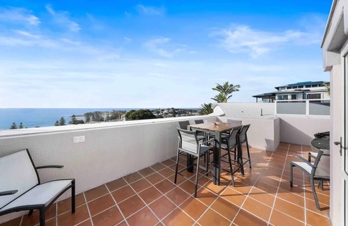 Terrigal House | Seas the Day