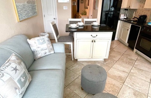 Galveston Condo | Seascape 1221 1 Bedroom Condo by RedAwning