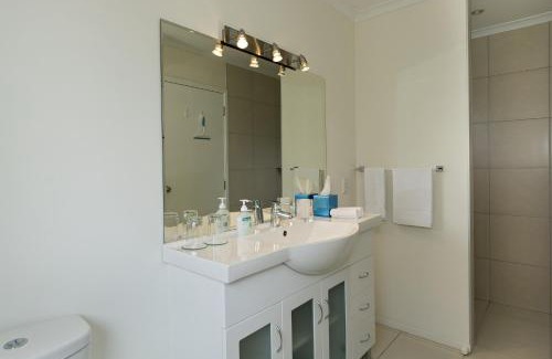 Tauranga Bed & Breakfast | Seascape Villa B&B