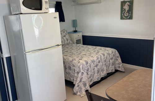 Old Orchard Beach Cottage | Seashell Cottages/JK Rentals - Cottage 2, 1 full bed