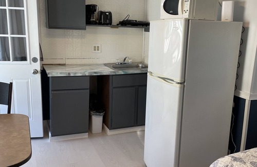 Old Orchard Beach Cottage | Seashell Cottages/JK Rentals - Cottage 2, 1 full bed