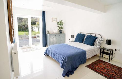 Bembridge House | Seashells - Bembridge