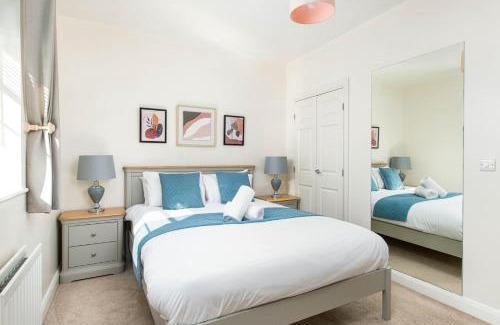 Portishead House | Seaside 2-Bed with Private Parking, Portishead