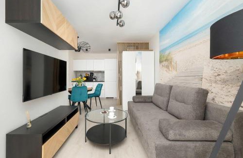 Niechorze Apartment | Seaside Apartment with Parking and Air Conditioning Close to the Beach by Noclegi Renters