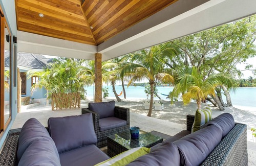 Placencia House | Seaside Belize Sanctuary with King Bed, Private Balcony & Dual Rain Showers