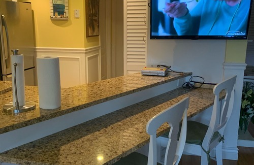 Jupiter Condo | Seaside condo in Jupiter with private views and steps to the beach.