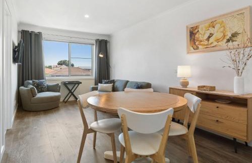 Mornington Apartment | Seaside Escape