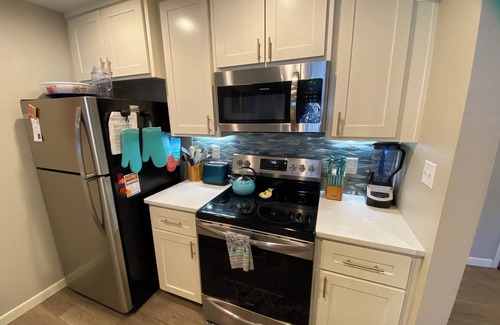 Harbor Oaks House | Seaside Escape - Boat Slip and Water View Canal Side Bayhouse Condo!