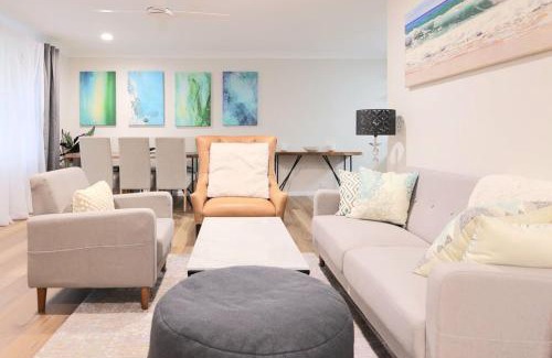 North Narrabeen Apartment | Seaside Haven Tranquil Beachside Escape