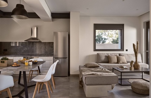 Neromilos Villa | Seaside Luxury LaSoleil Villa, with Heated Pool & Spa Whirlpool