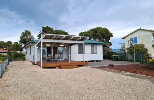 Muloowurtie House | Seaside Retreat, Black Point