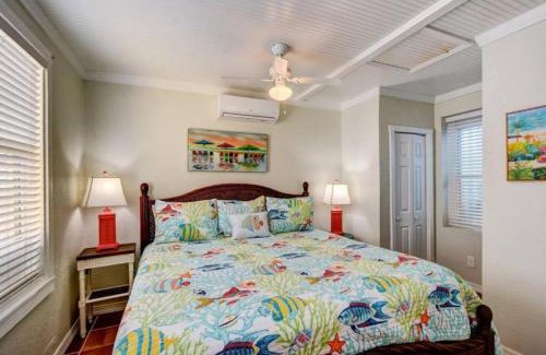 Indian Rocks Beach Apartment | Seaside Retreat Cottages #3