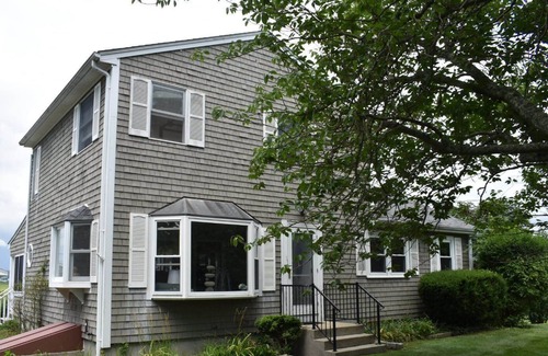 Little Compton House | Seaside Roost by Sakonnet Farm & Stays