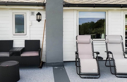 Kvam House | Seaside Serenity in Hardangerfjord-By Traum