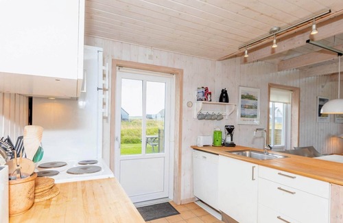 Lonstrup House | Seaside Serenity in Lonstrup-By Traum