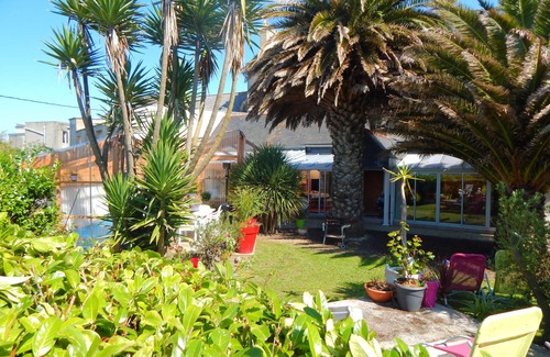 Brignogan-Plage Villa | seaside villa with pool