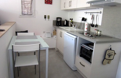 Maussane Apartment | Seasonal apartment in the heart of Maussane Alpilles, ideal for a couple