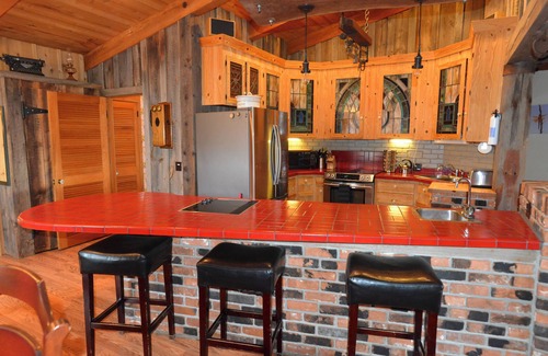 McCall House | Seasons at McCall - Indoor Pool - Game Room - Outdoor Hot Tub - Bar room - Pool table