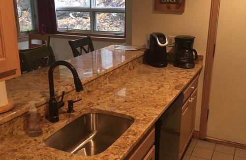 West Dover Condo | Seasons On Mount Snow - Ski-in/Ski-out