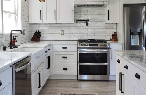 Greenwood House | Seattle Lighthaus: 4BR Retreat, Entire Property with Luxurious Amenities! ✨