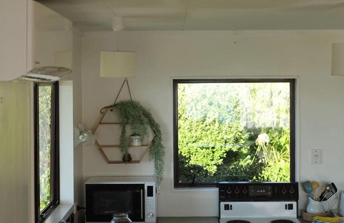 Mokau Bed & Breakfast | Seaview Cottage