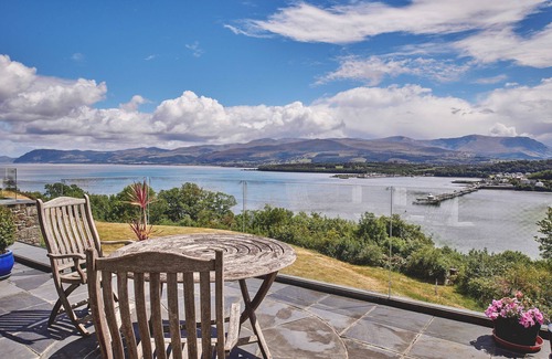 Menai Bridge Cottage | Seaview - Luxury Cottages