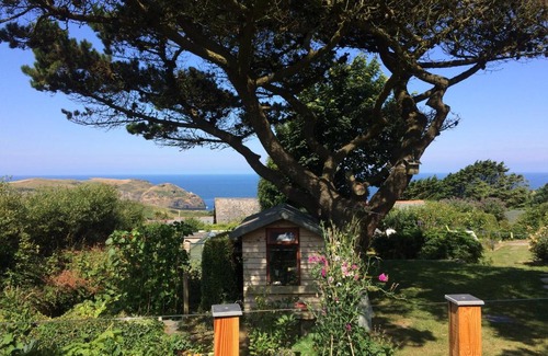 Tintagel Ski Chalet | Seaview Studio