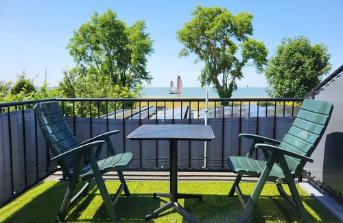 Stavoren Apartment | SEAVIEW & SUNSET with beautiful views over the IJsselmeer (102)
