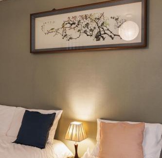 Songpa Apartment | Seckon STN 5min #Free Parking #KSPO #3BR #OTT #Cozy #Family House