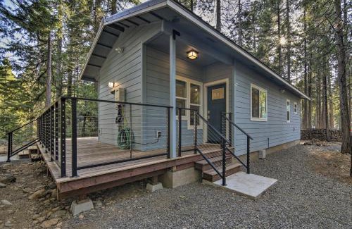 Butte Meadows House | Secluded Butte Meadows Cabin with Deck and Grill!