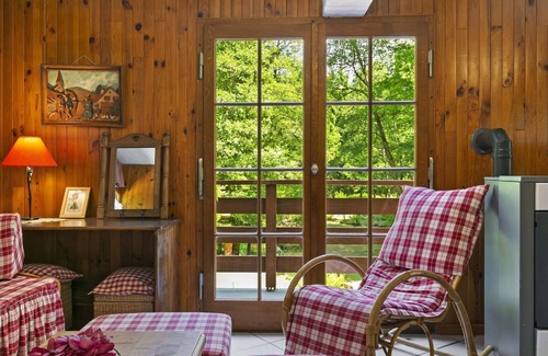 Dabo Ski Chalet | Secluded Chalet in Dabo near Forest
