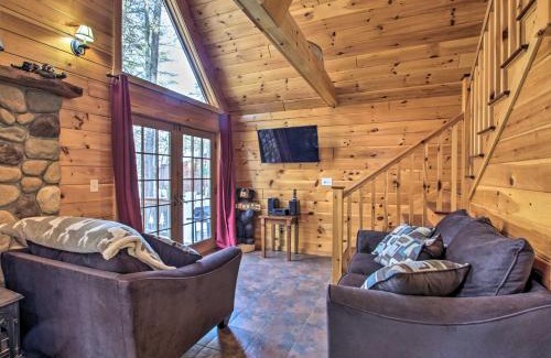 Conway House | Secluded Conway Home with Theater Room and Hot Tub!