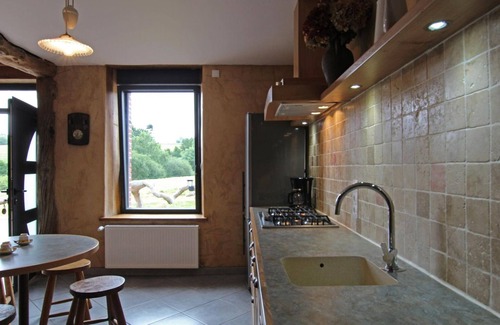Placy-Montaigu Cottage | Secluded Eco-Friendly Lodge with Fireplace, Garden, Terrace, and Scenic Views