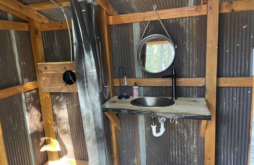 Florence RV Rental | Secluded glamp site with hiking and water activities