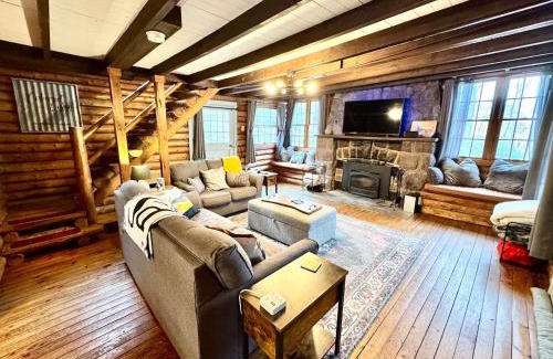 Lake Harmony House | Secluded Lakefront Cabin with Hot Tub and Views