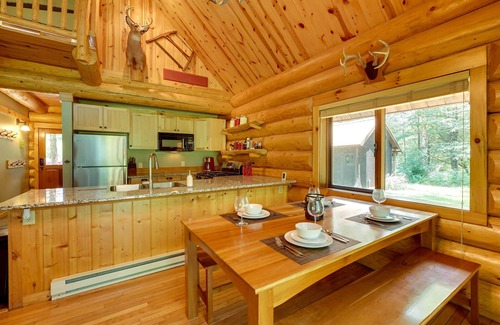Paris Cabin | Secluded Log Cabin in NW Michigan: Hot Tub & Deck