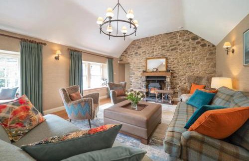 Selkirk House | Secluded Luxury Off-Grid Hideaway