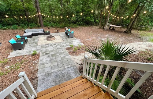 Melrose on the Beach House | Secluded Melrose Getaway No Fees Sleeps 12!nn
