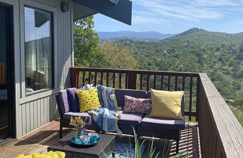 Squaw Valley House | Secluded mountain getaway with amazing views - pet friendly