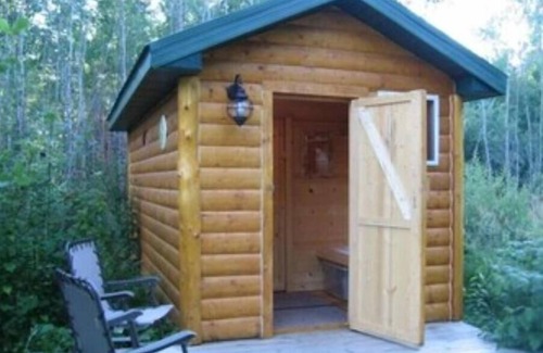 Melrude Cabin | Secluded Serenity - Rustic Cabin Nestled in the Northwoods