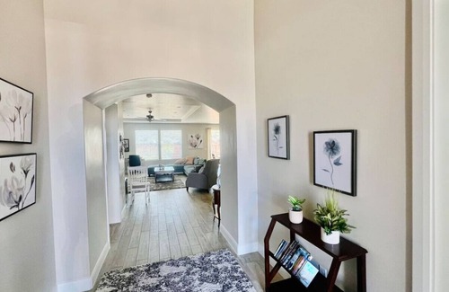 Washington House | Secluded Sunny Sanctuary