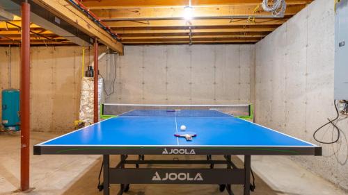 East Chatham House | Secluded w Deck Views Hot Tub Ping Pong Hudson in the Berks by AvantStay