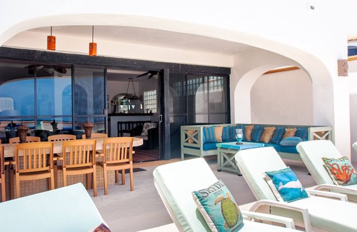 Playa del Secreto Villa | Secret Beach Fish Villa - on Beach - Private Pool - Owner is a Chef - Very Safe!