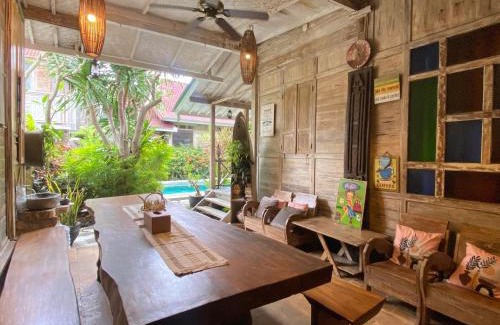 Bukit House | Secret Wooden Cabin - Lavender Suite