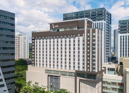 Lahug Hotel | Seda Central Bloc Cebu