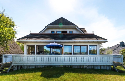 Dierhagen Ost Apartment | Seeblick 1 - Hotel Haus Windhook (directly at the Baltic Sea)