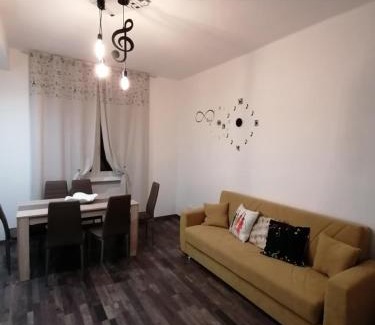 Cremona House | Segui le note della Tua vita