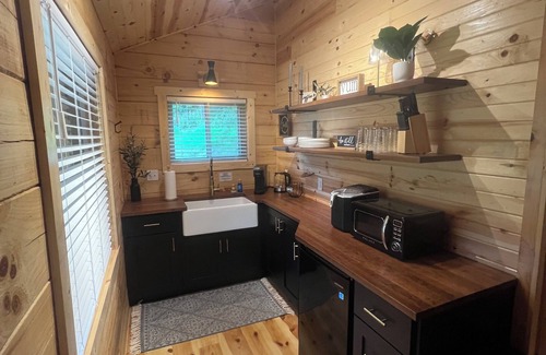 Gays Mills Cabin | Selah cabin with private hot tub, Selah Cabin