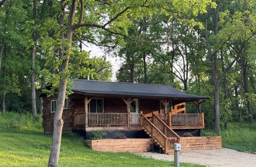 Gays Mills Cabin | Selah cabin with private hot tub, Selah Cabin